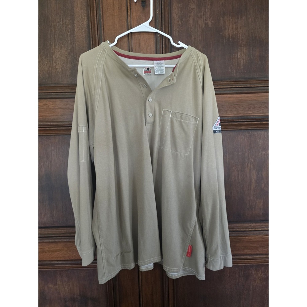 Bulwark FR IQ Series Henley Shirt Mens XL Long Sleeve Tan Cotton Pocket